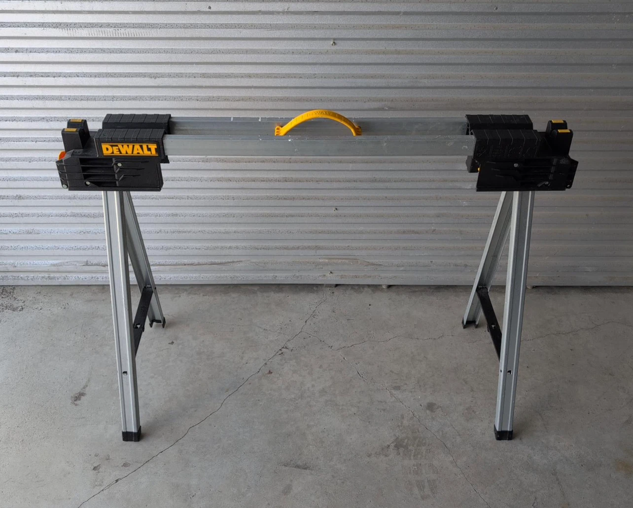 DeWalt Folding Sawhorse