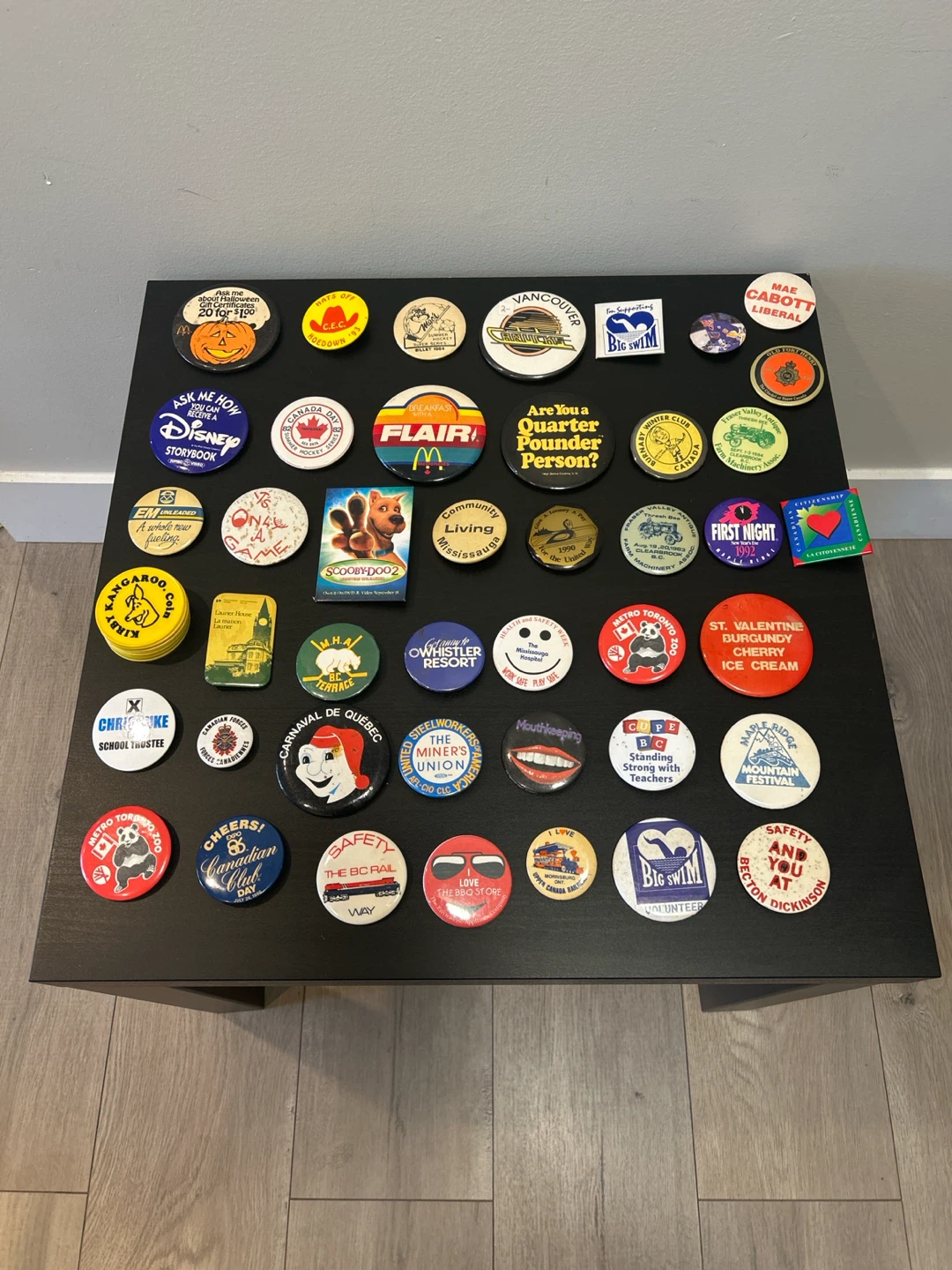 Large Collection of Vintage Canadian Pins and Buttons - photo 2