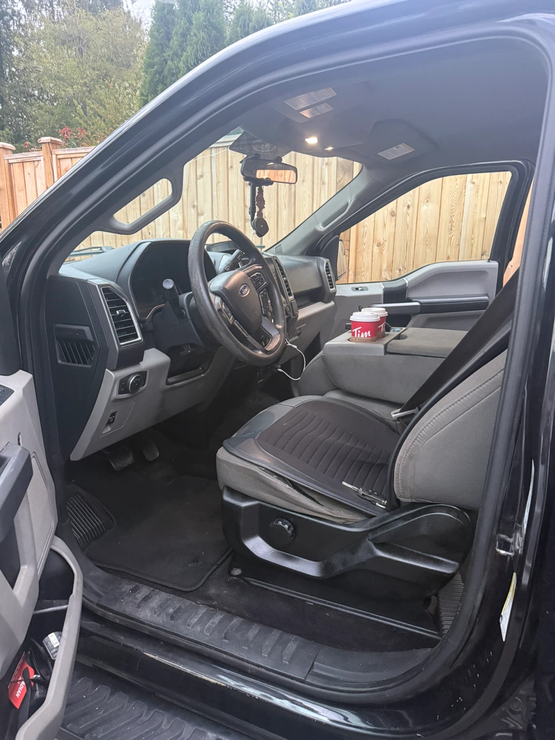 Ford F-150 XLT 4x4 Truck - photo 5