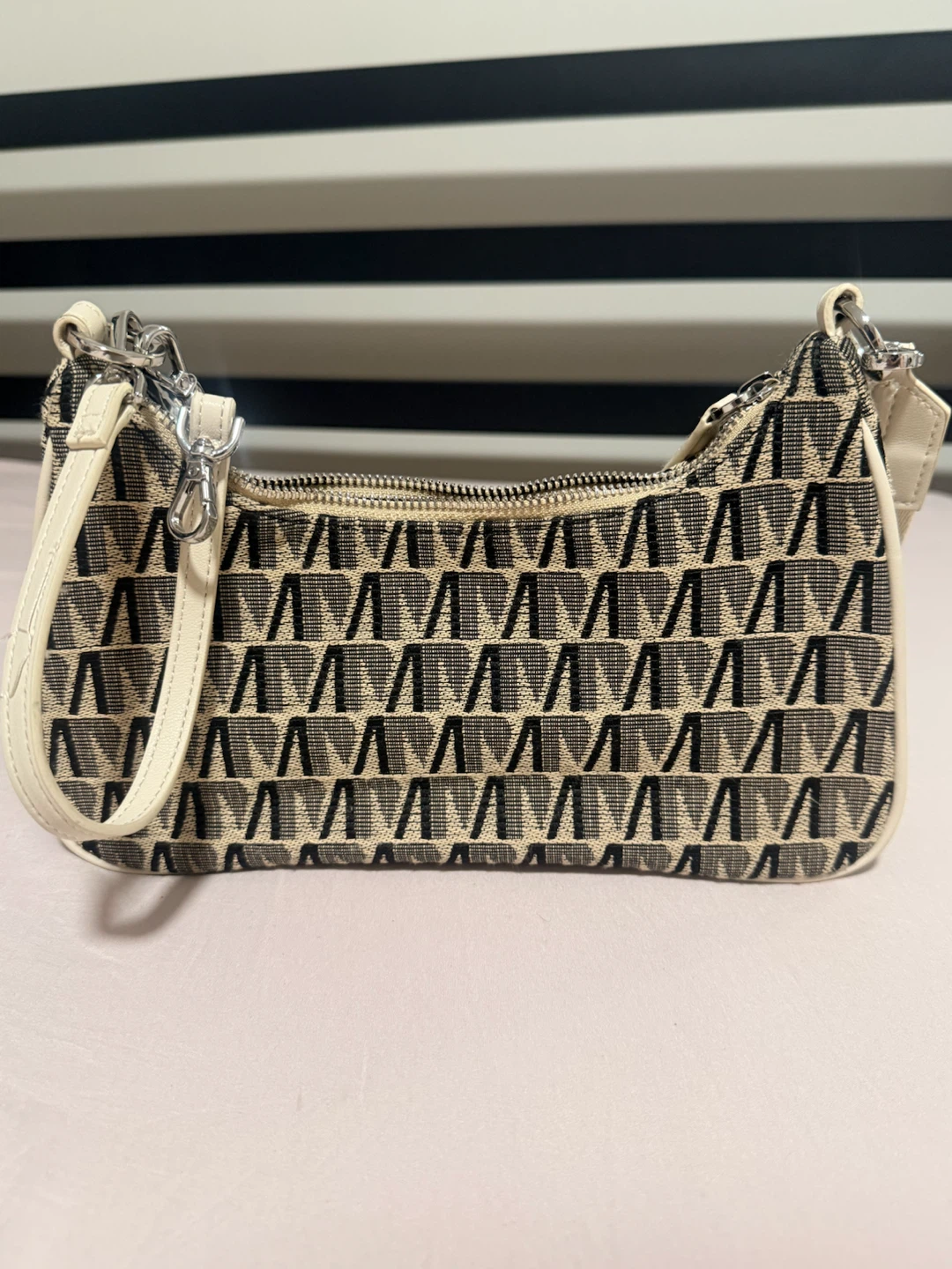 MNG Shoulder Bag