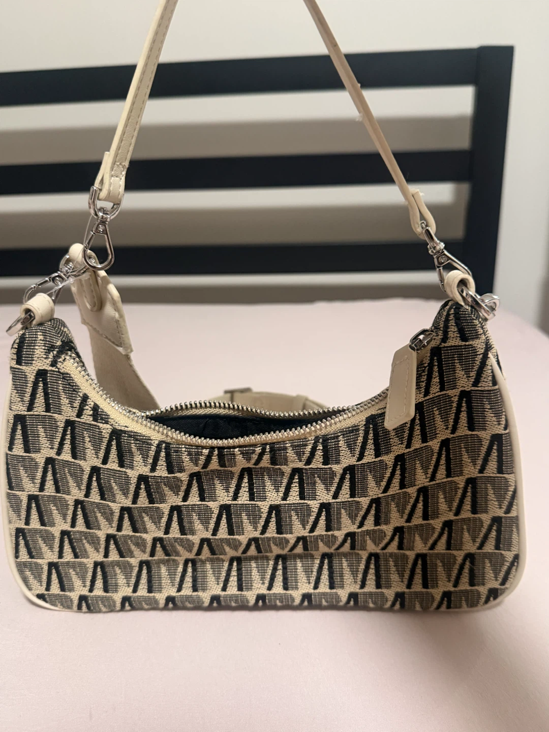 MNG Shoulder Bag - photo 4