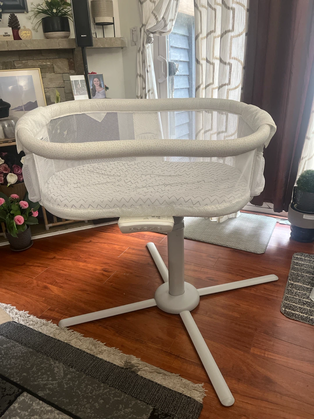 Halo Bassinest Swivel Sleeper