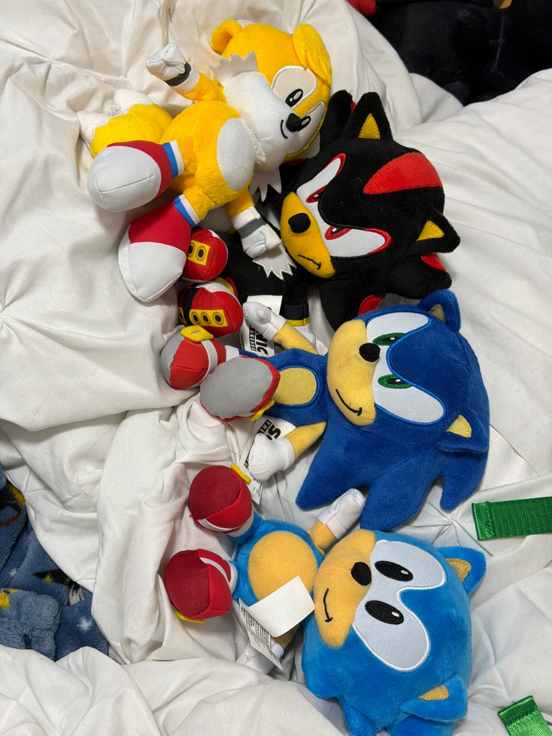 bundle 4 sonic the hedgehog plushies