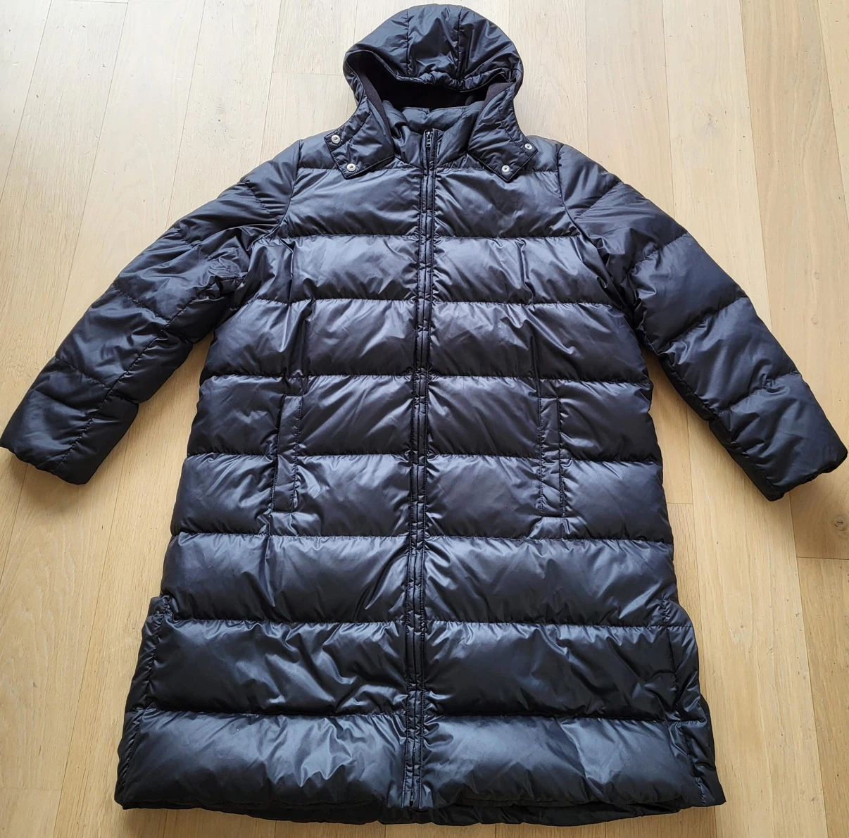 Old Navy women’s long Black Puffer Coat - photo 2