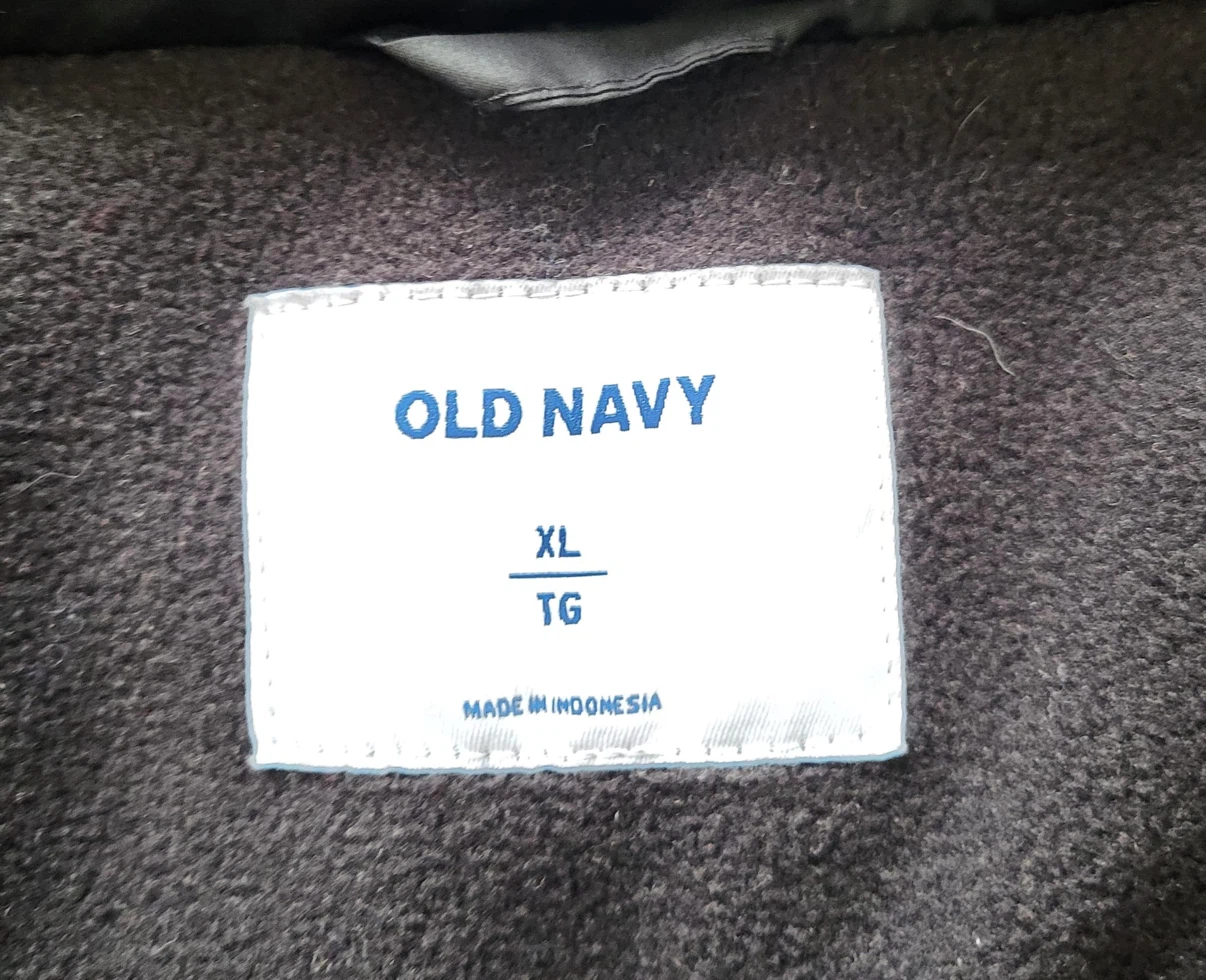 Old Navy women’s long Black Puffer Coat - photo 3