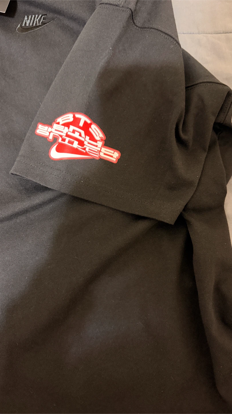 Nike BTS Collaboration Loose Fit T-Shirt Black - photo 2
