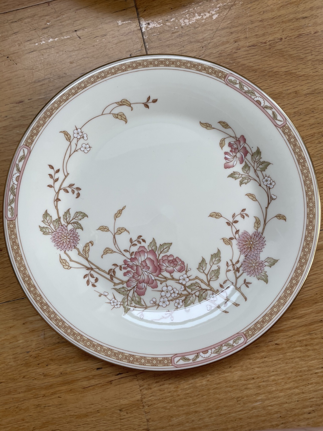 Vintage Royal Doulton Lisette Romance Collection 12 pc set - photo 2