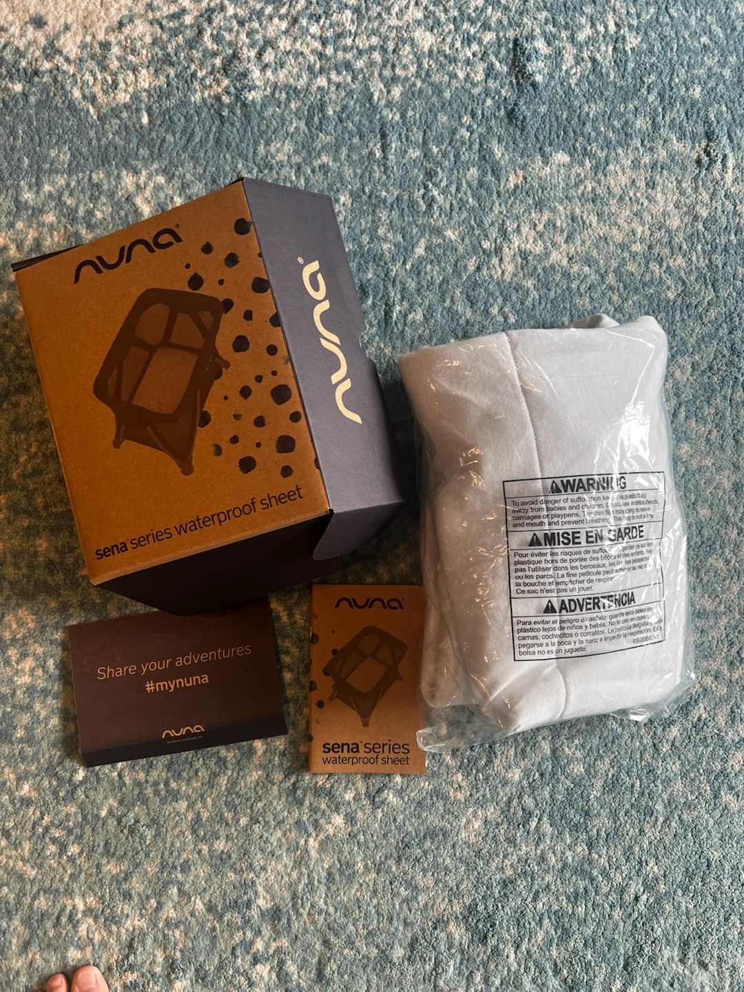 Nuna SENA Playard + Waterproof Sheet only used for 3 months - photo 2