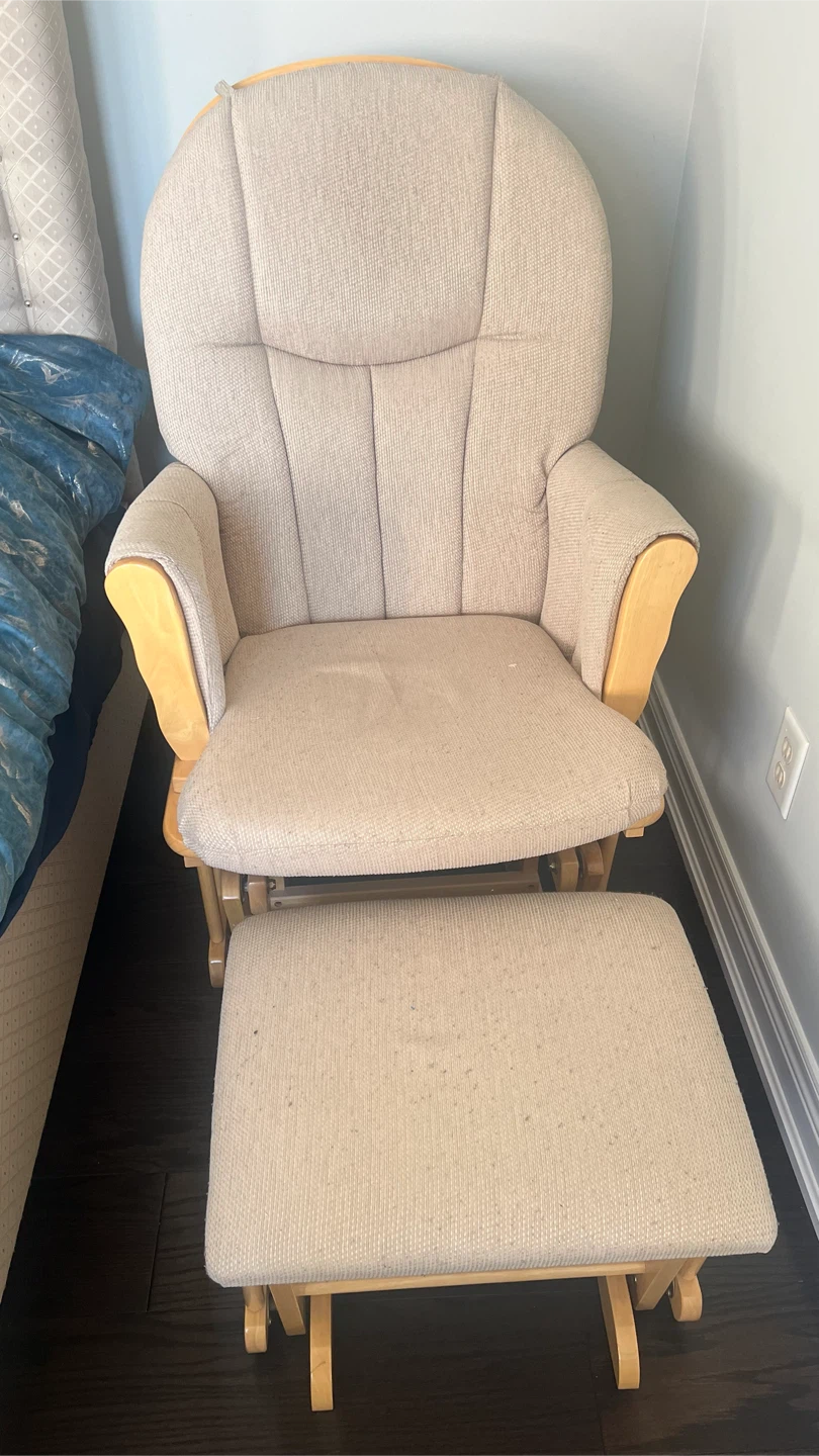 Glider Rocking Chair with Ottoman - photo 2