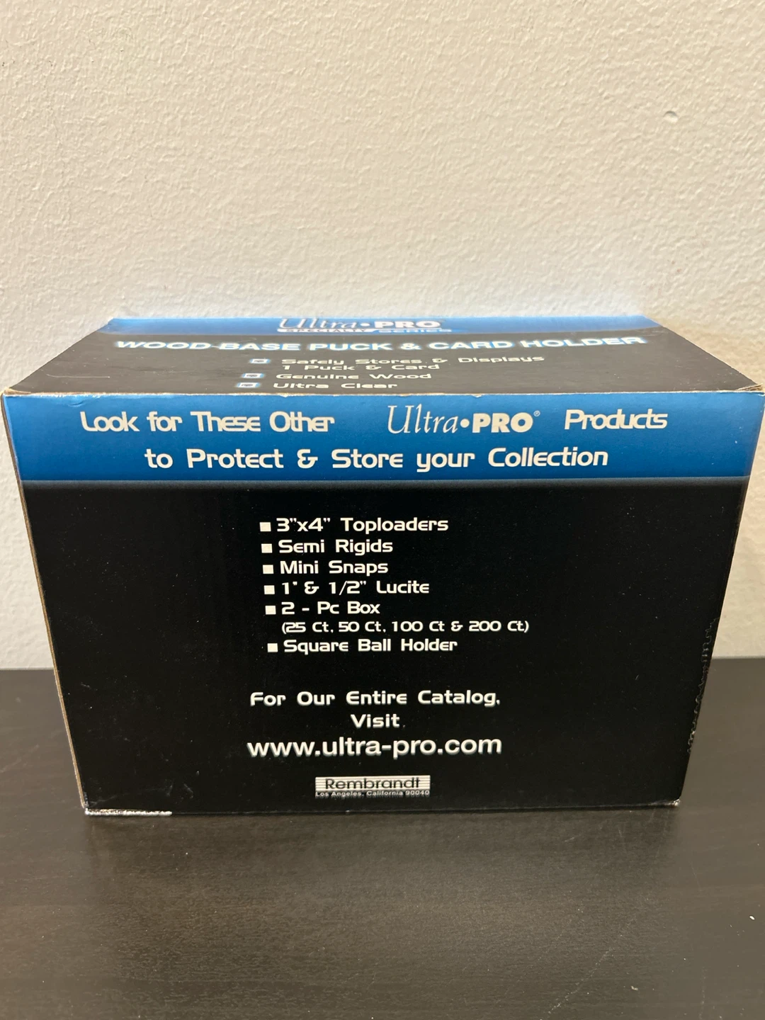 Ultra-PRO Wood Base Hockey Puck and Card Holder - photo 2