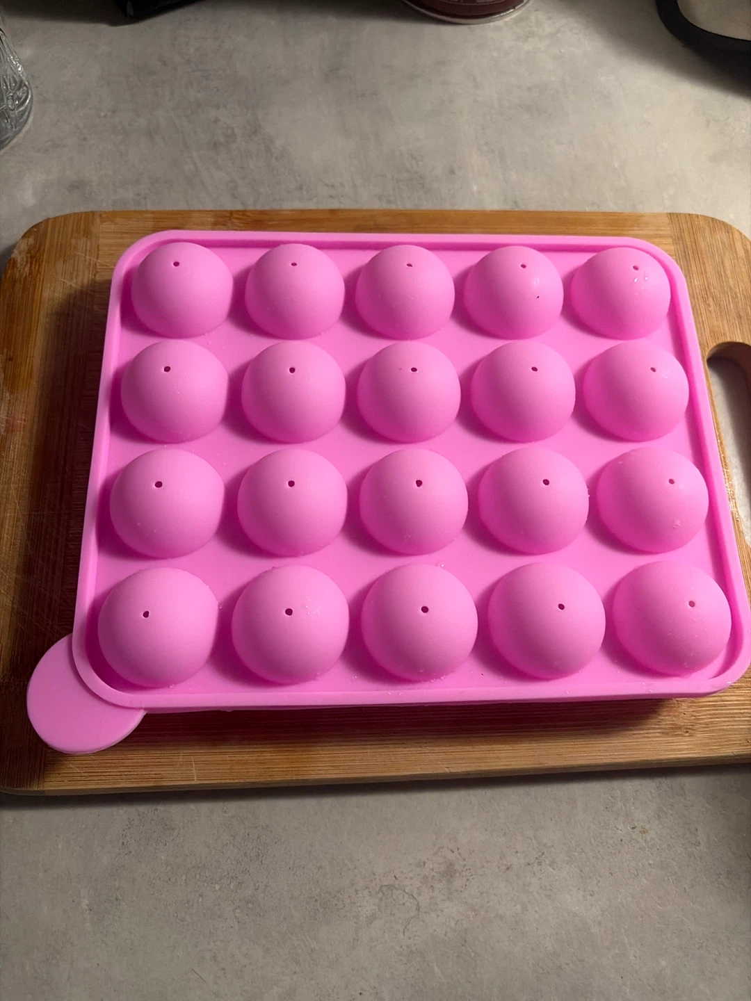 Pink silicone cake pop mould - photo 2