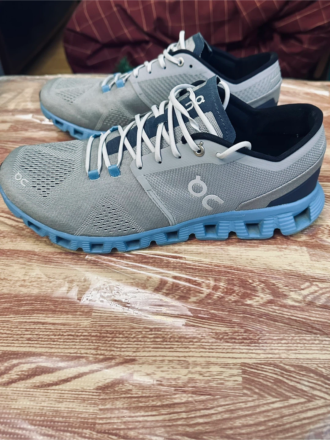 On Cloud Running Shoes Grey and Blue Size 9.5 - photo 3