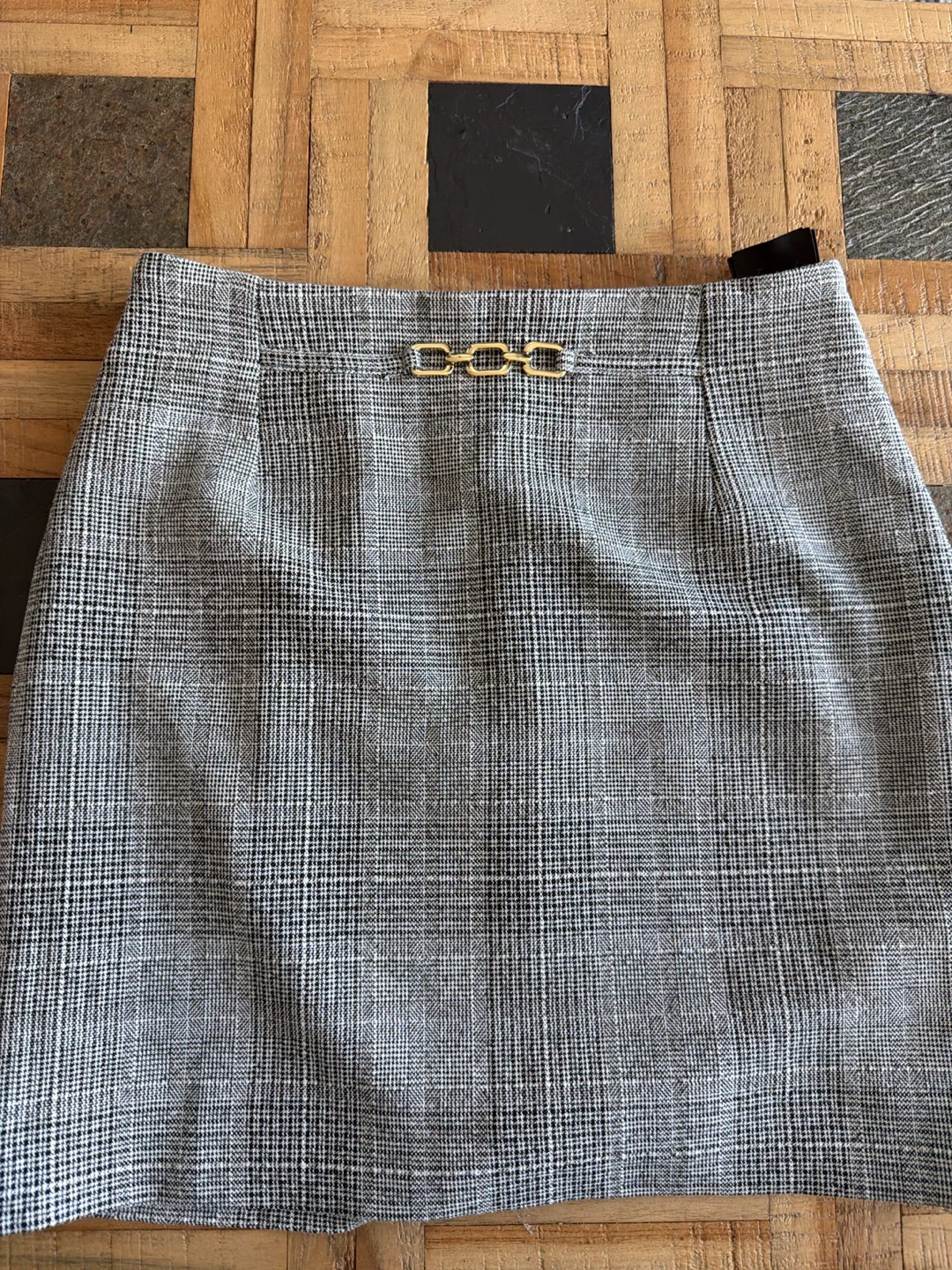 H&M Plaid Mini Skirt - Size XS
