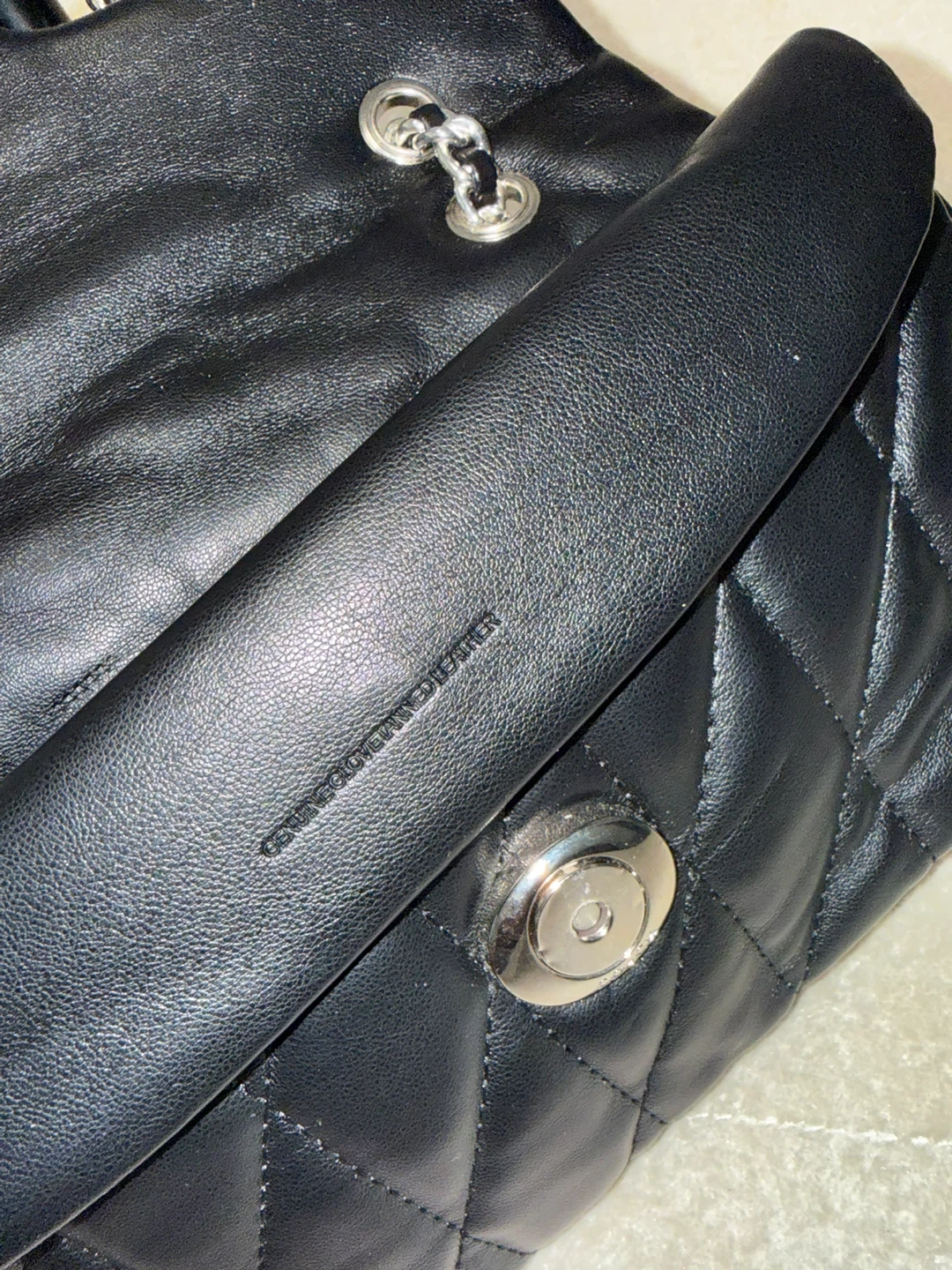Quilted Leather Shoulder Bag - photo 3