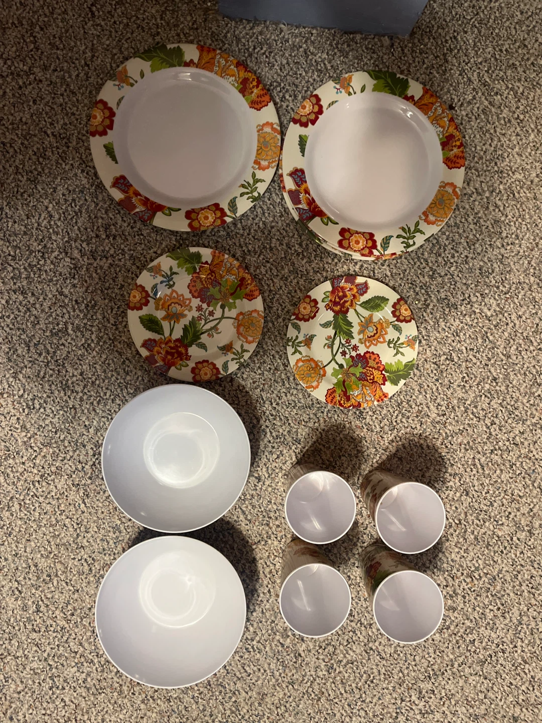 Floral Pattern Melamine Dinnerware Set