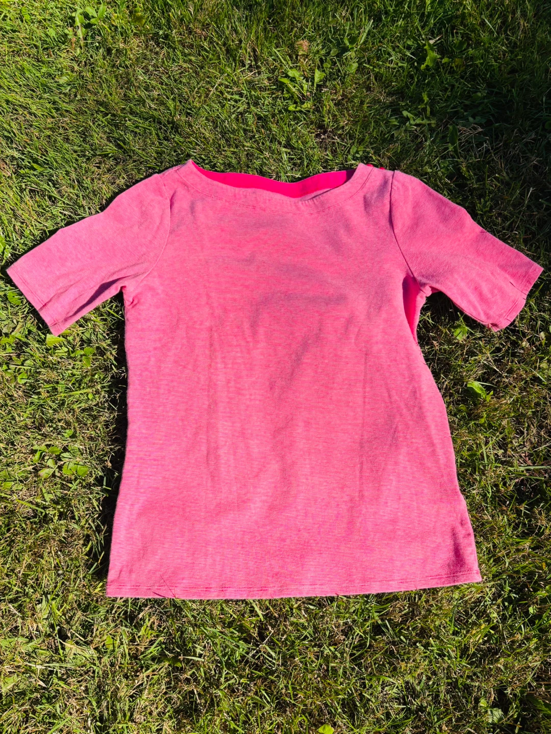Pink/Red Cotton Blend T-Shirt (Medium)