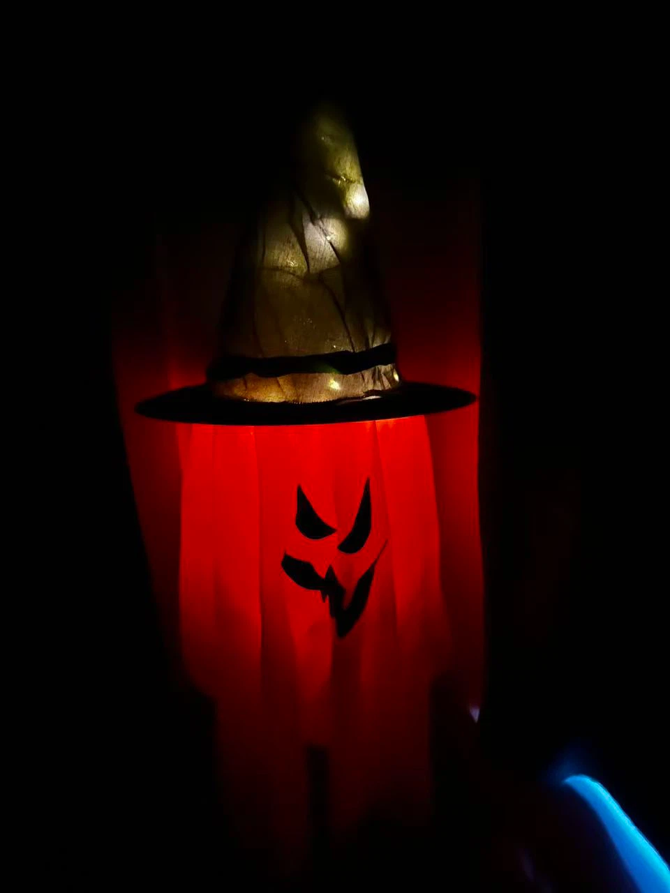 Light-Up Hanging Halloween witch - photo 2
