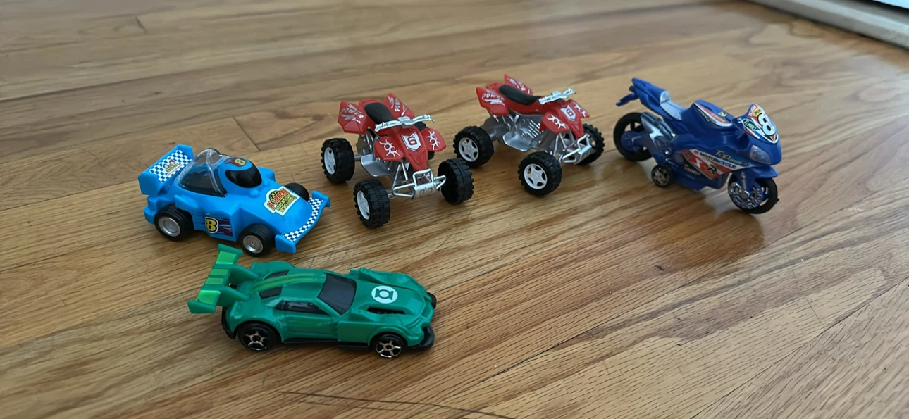 random toys - photo 3