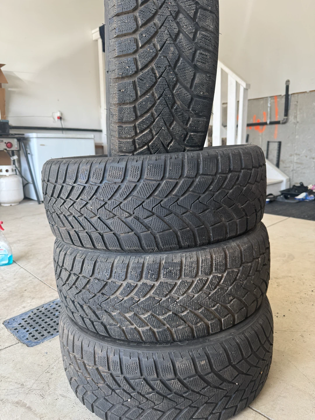 215/50R17 Winter Tires (Set of 4) – Haida HD617 (DOT 2524) - photo 2