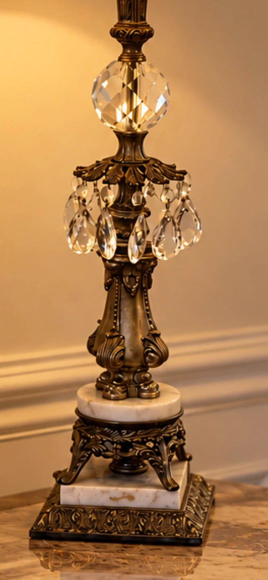 Elegant Crystal and Marble Table Lamp - photo 3
