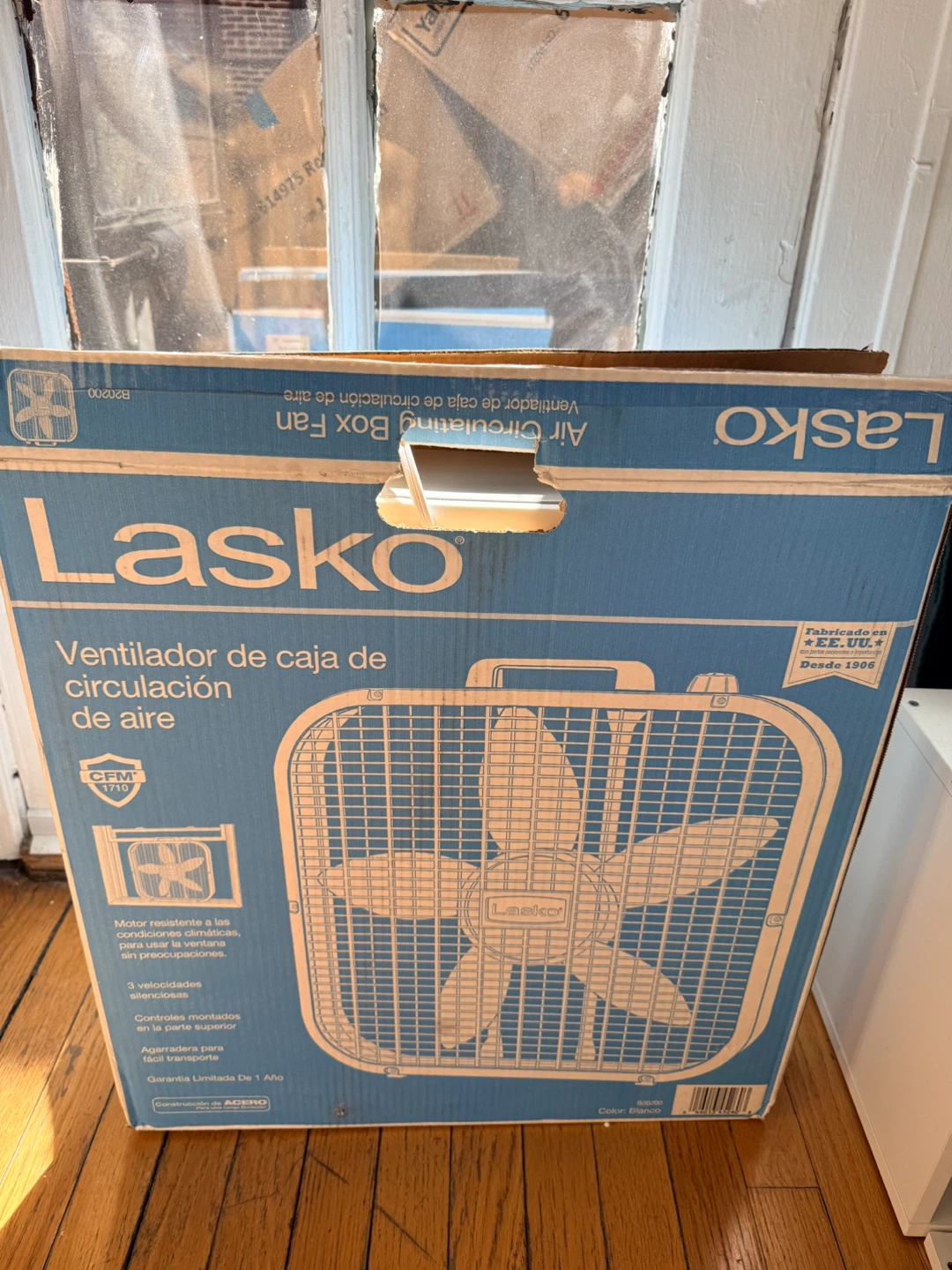 Lasko Air Circulating Box Fan