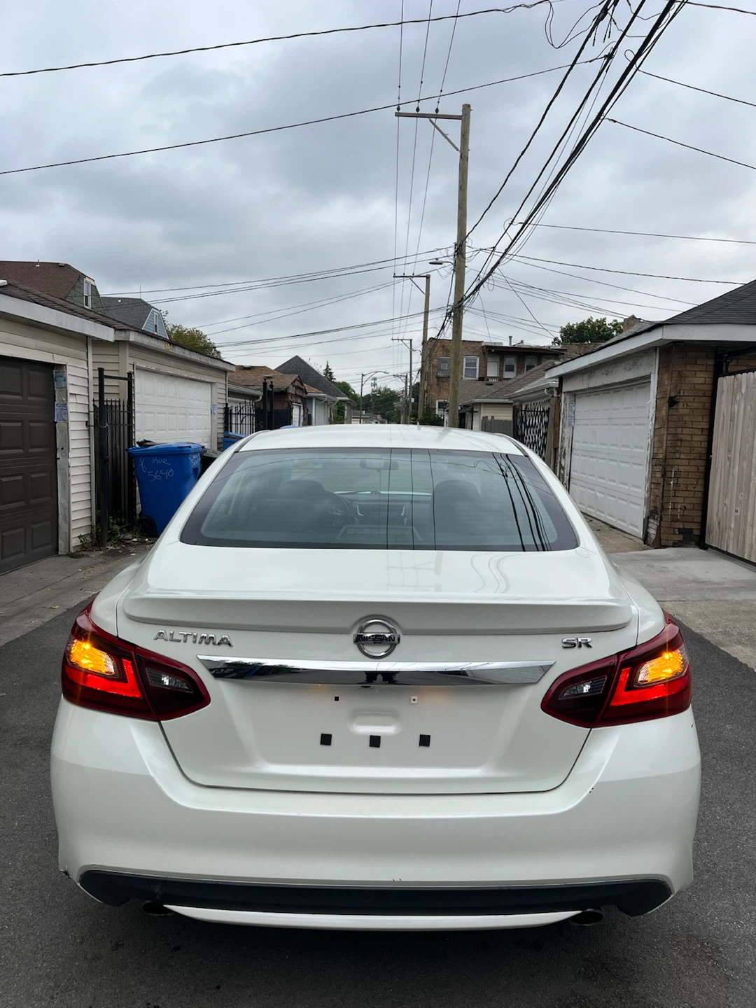 2017 Nissan Altima SR - photo 3