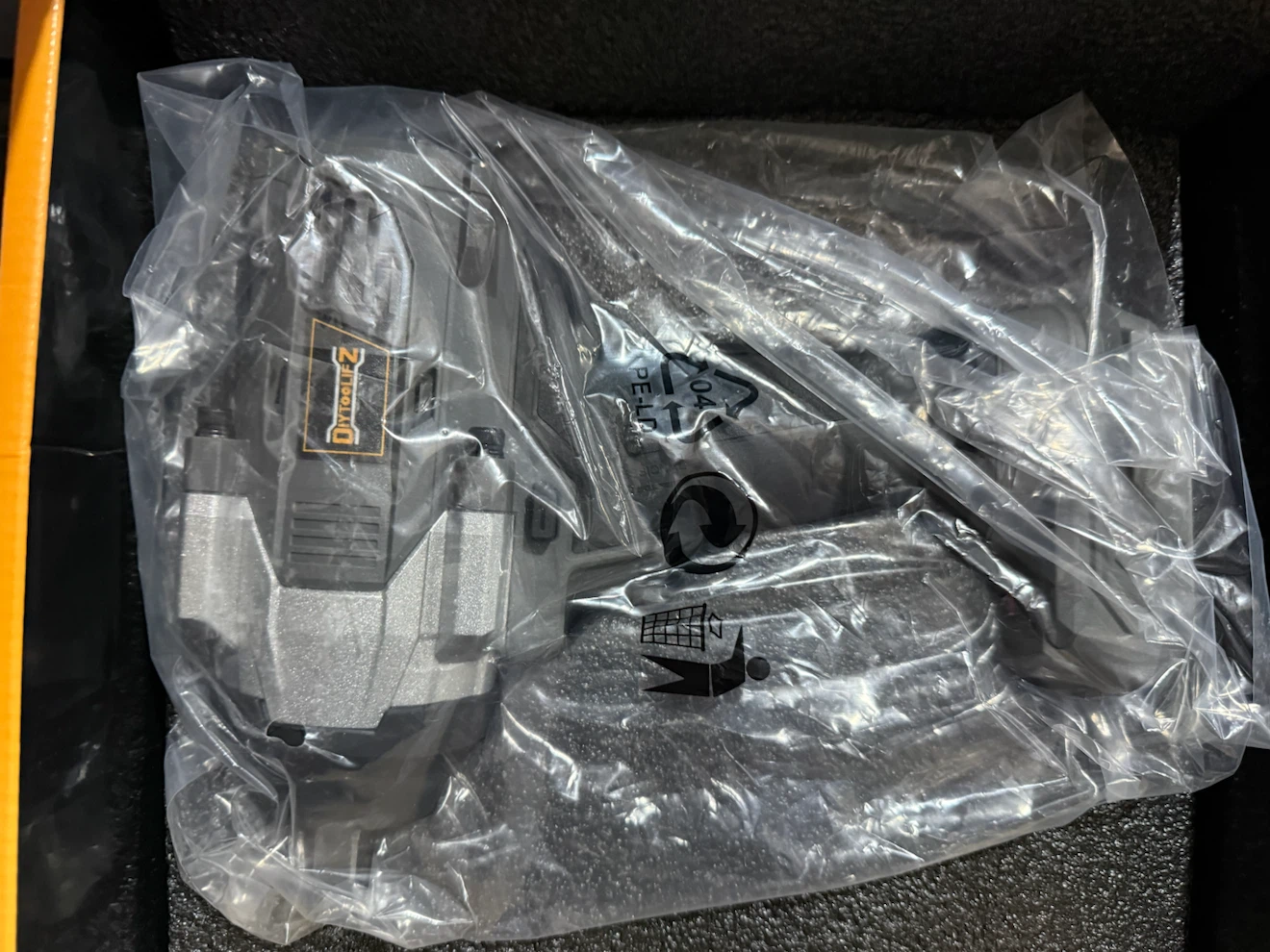 DIYToolifz 1/2" Cordless Brushless Impact Wrench - photo 3