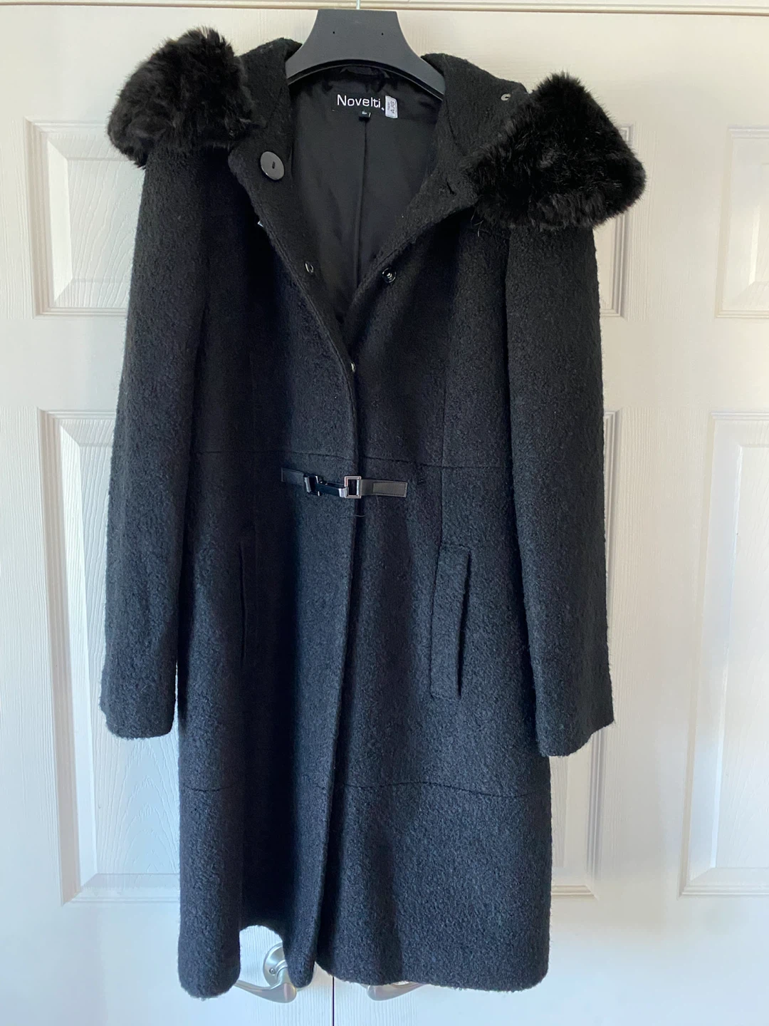 Novelti Black Wool-Blend Coat with Faux Fur Hood