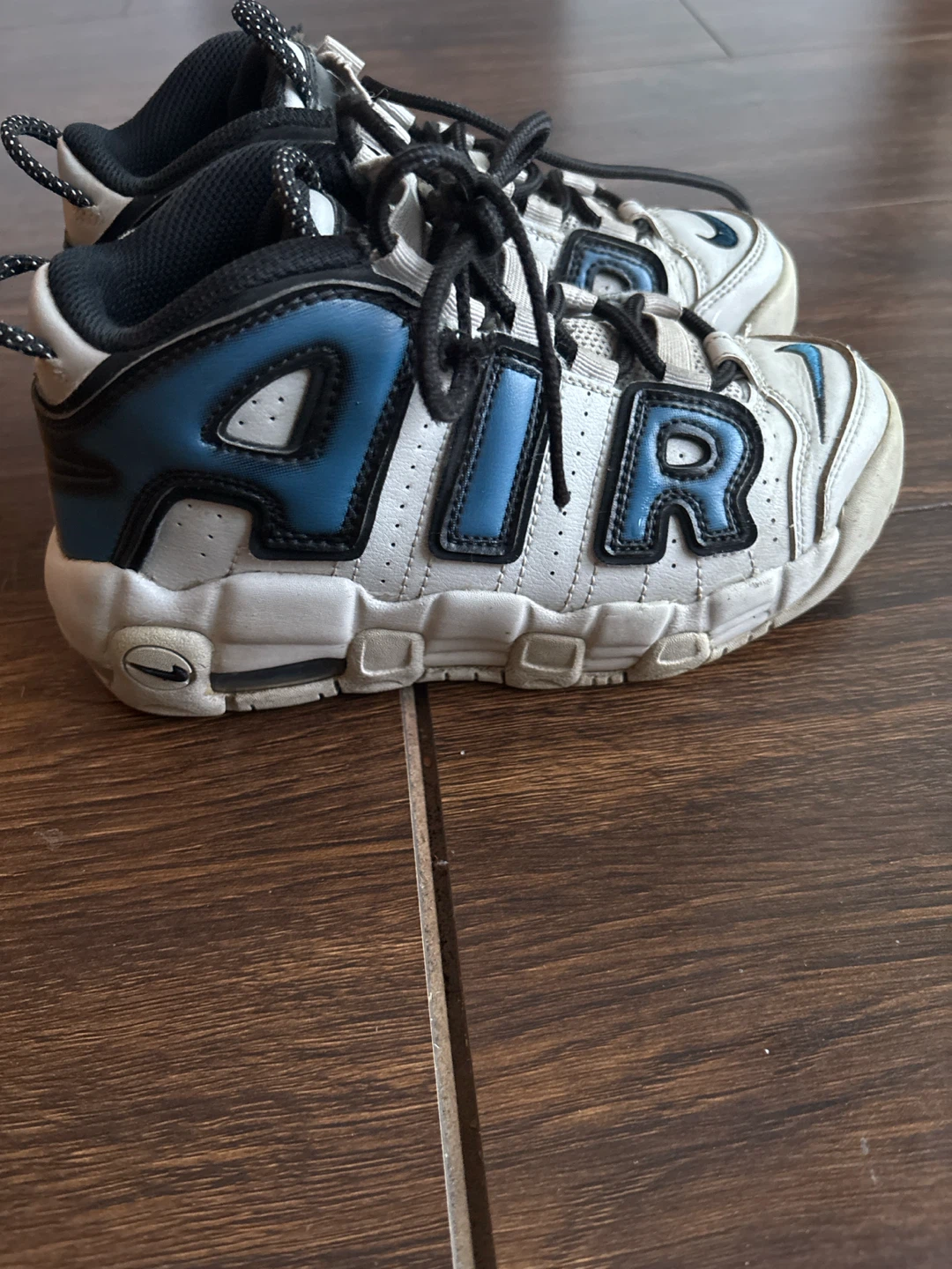 Nike Air More Uptempo Grade School Shoes
