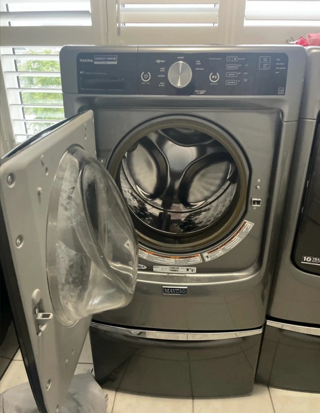 Maytag Maxima Front Load Washer - photo 3