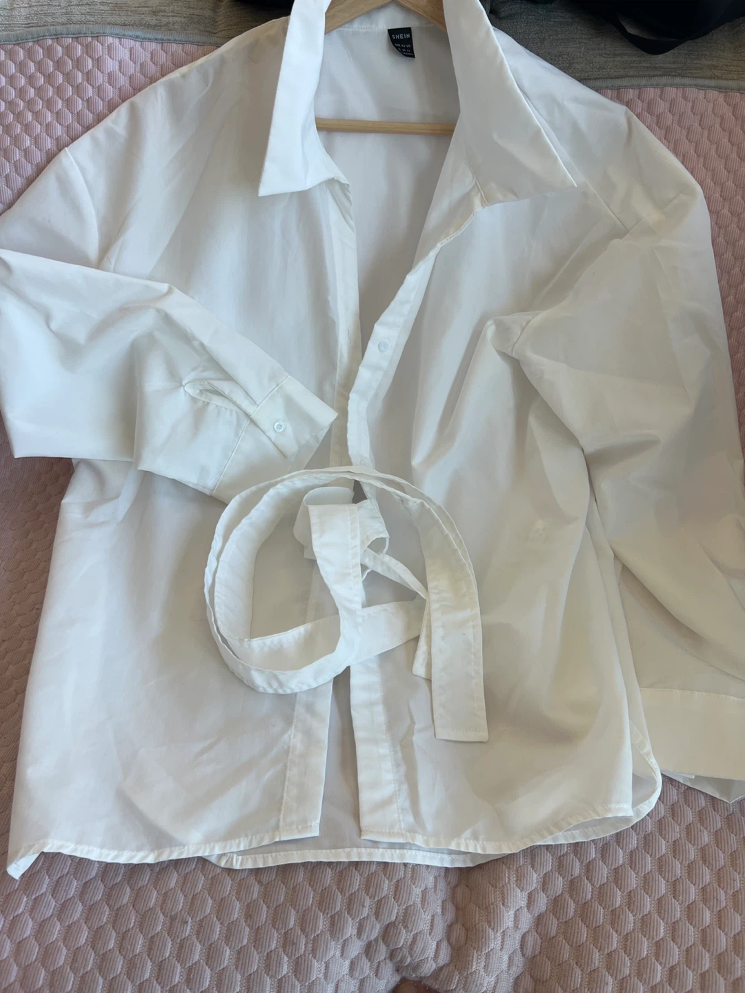 SHEIN White Button-Down Shirt - photo 2