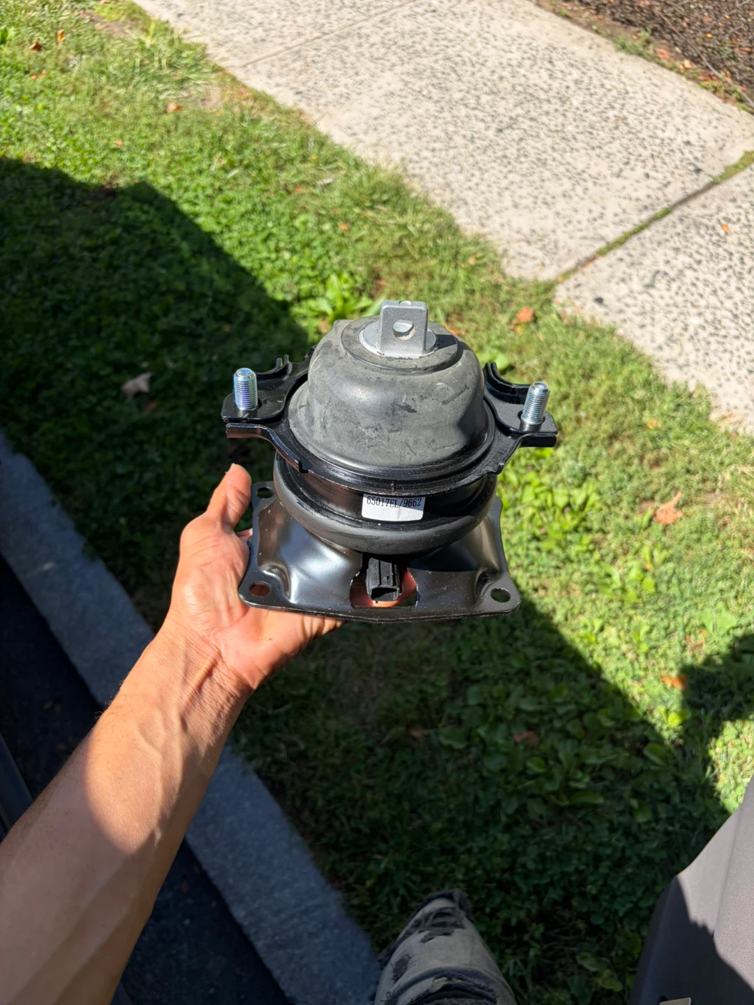 Automotive Engine Motor Mount for Honda odyssey 2011-2017 - photo 3
