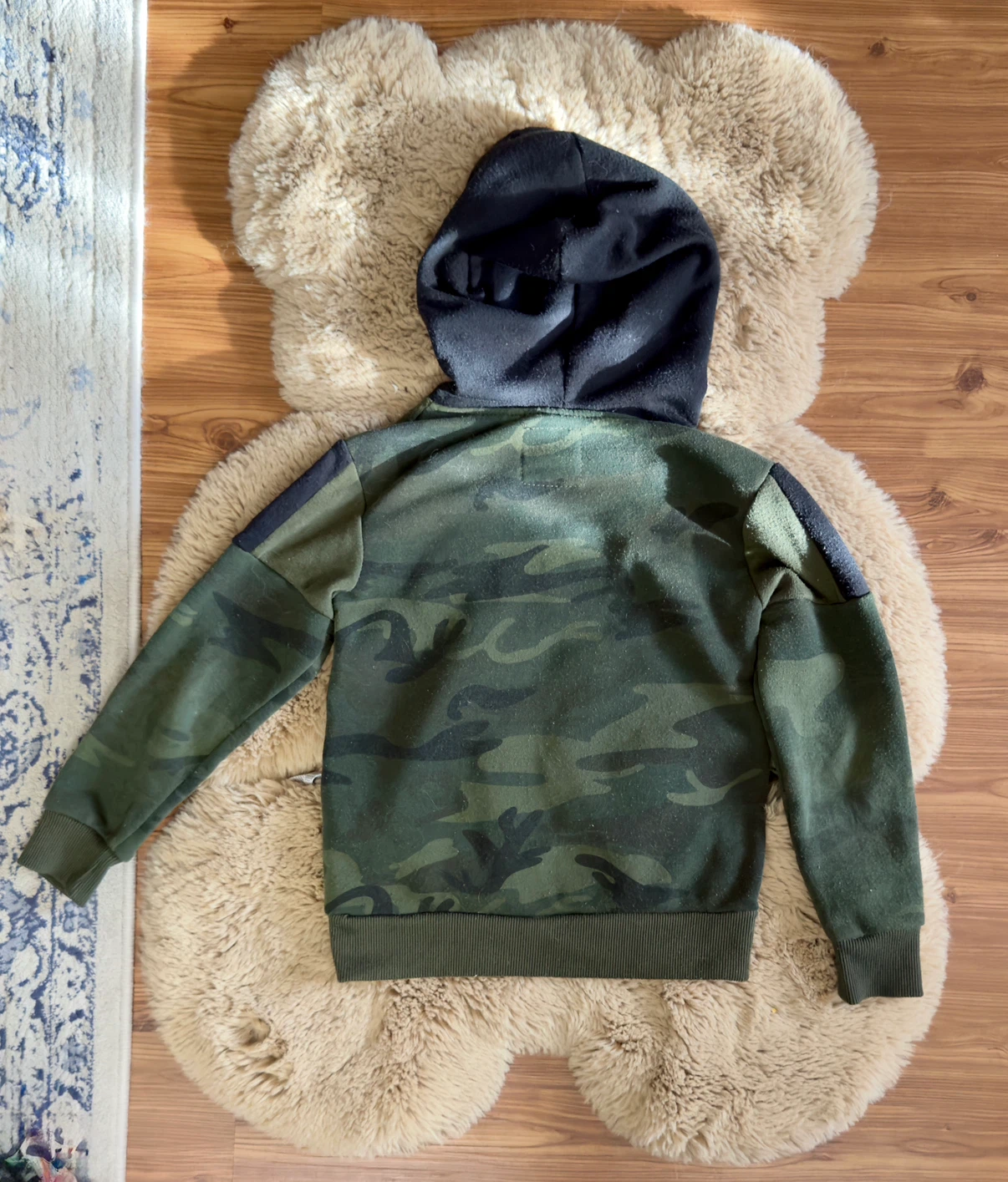 New York 1994 Boys Camo Hoodie. Size 6 - photo 2