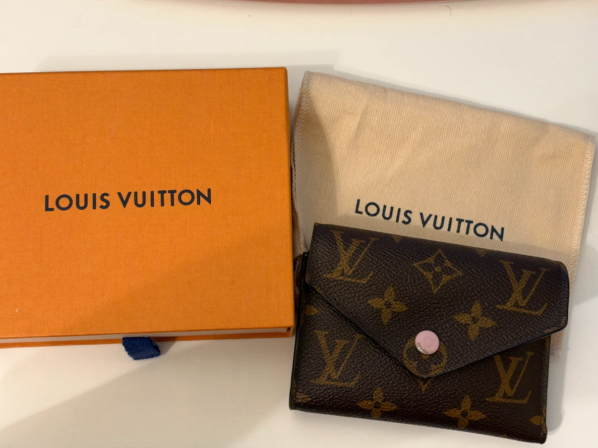 Louis Vuitton Victorine Wallet