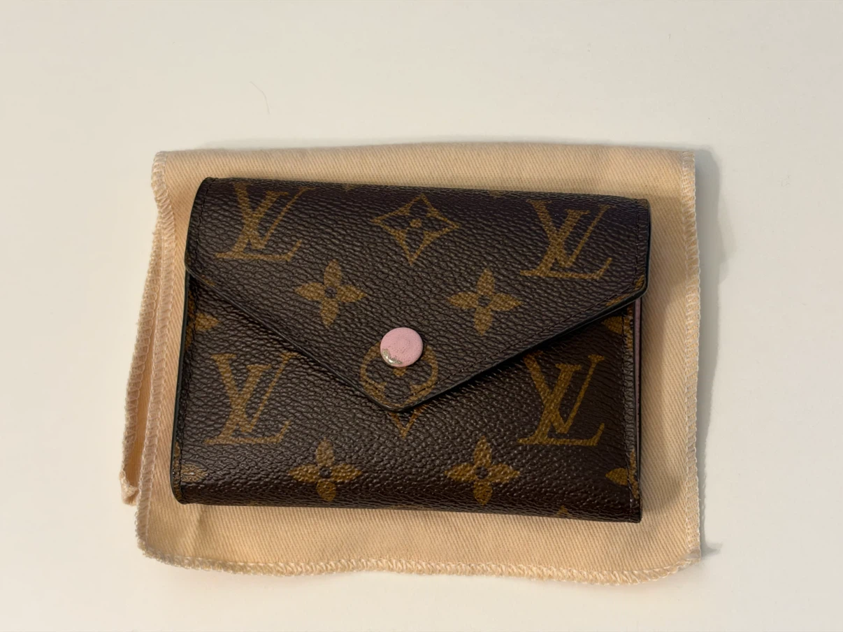 Louis Vuitton Victorine Wallet - photo 2