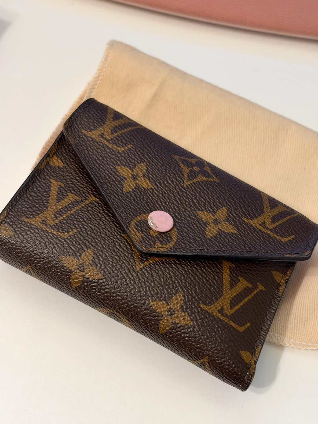 Louis Vuitton Victorine Wallet - photo 3