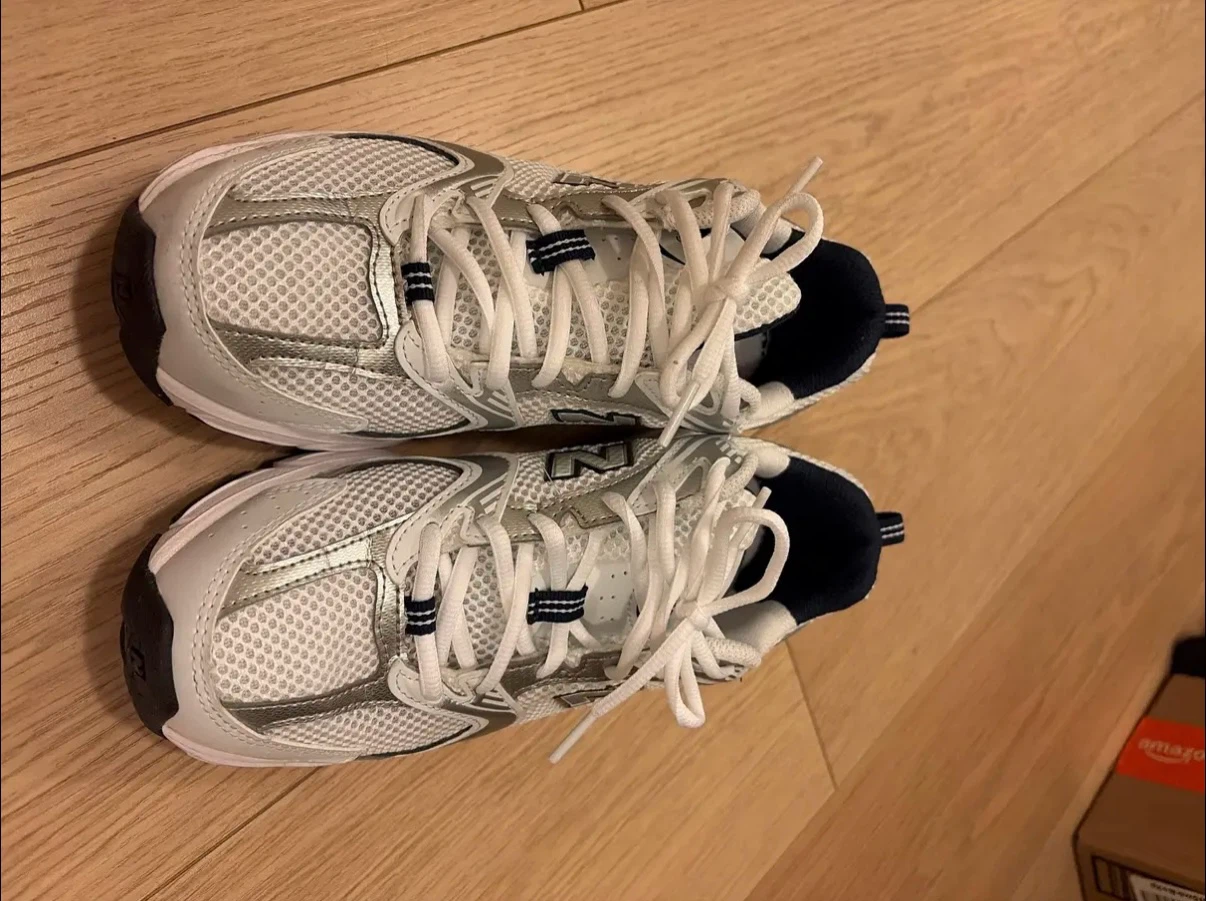 New Balance 530 Sneakers