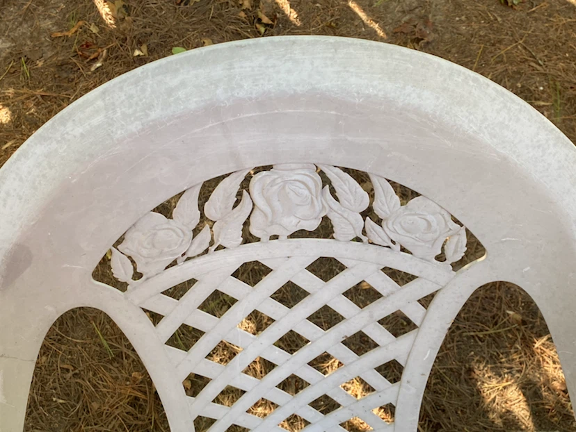 White Plastic Garden Chairs _ camping, cottage, outdoor - photo 5