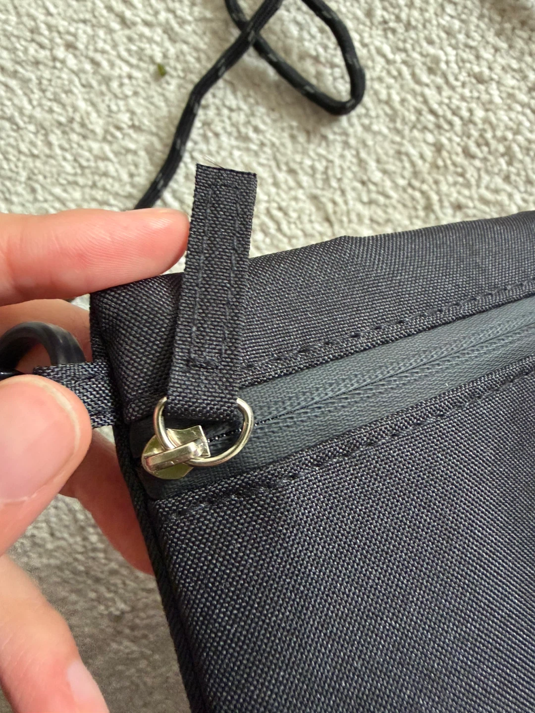 Hunter Black Crossbody Pouch - photo 4