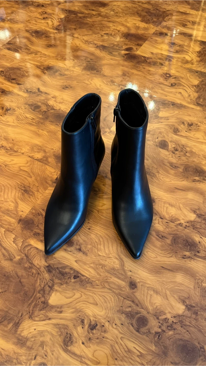 Chinese Laundry black ankle boots