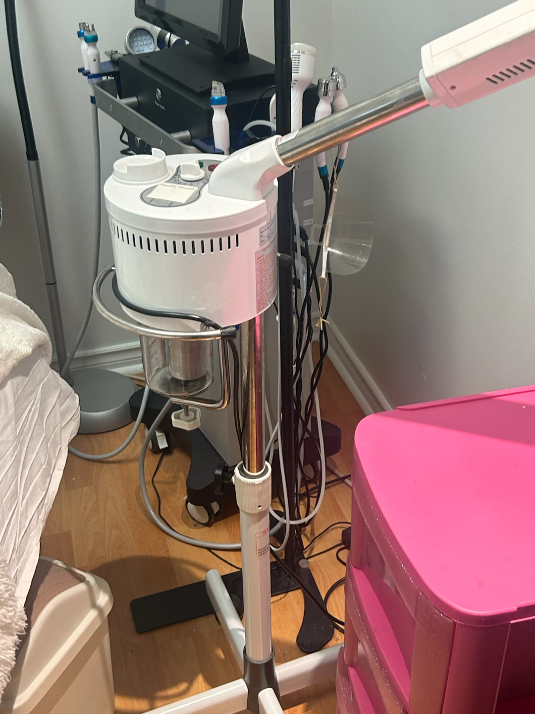 Professional Facial Steamer on Stand