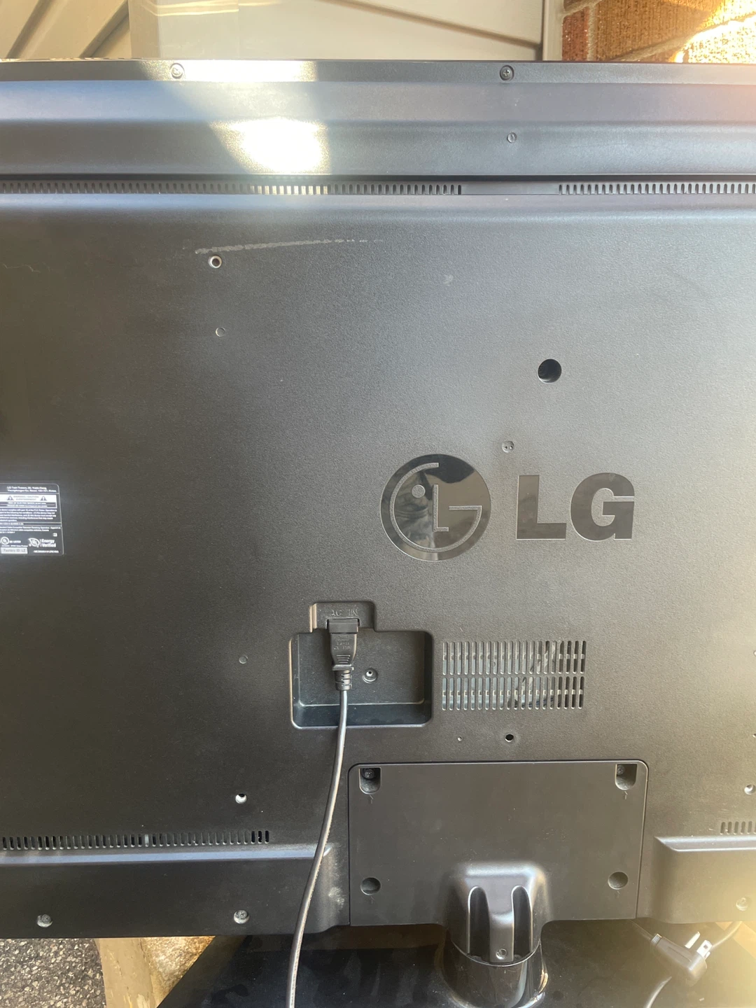 LG 50-inch 50LN5310 LED Television - photo 2