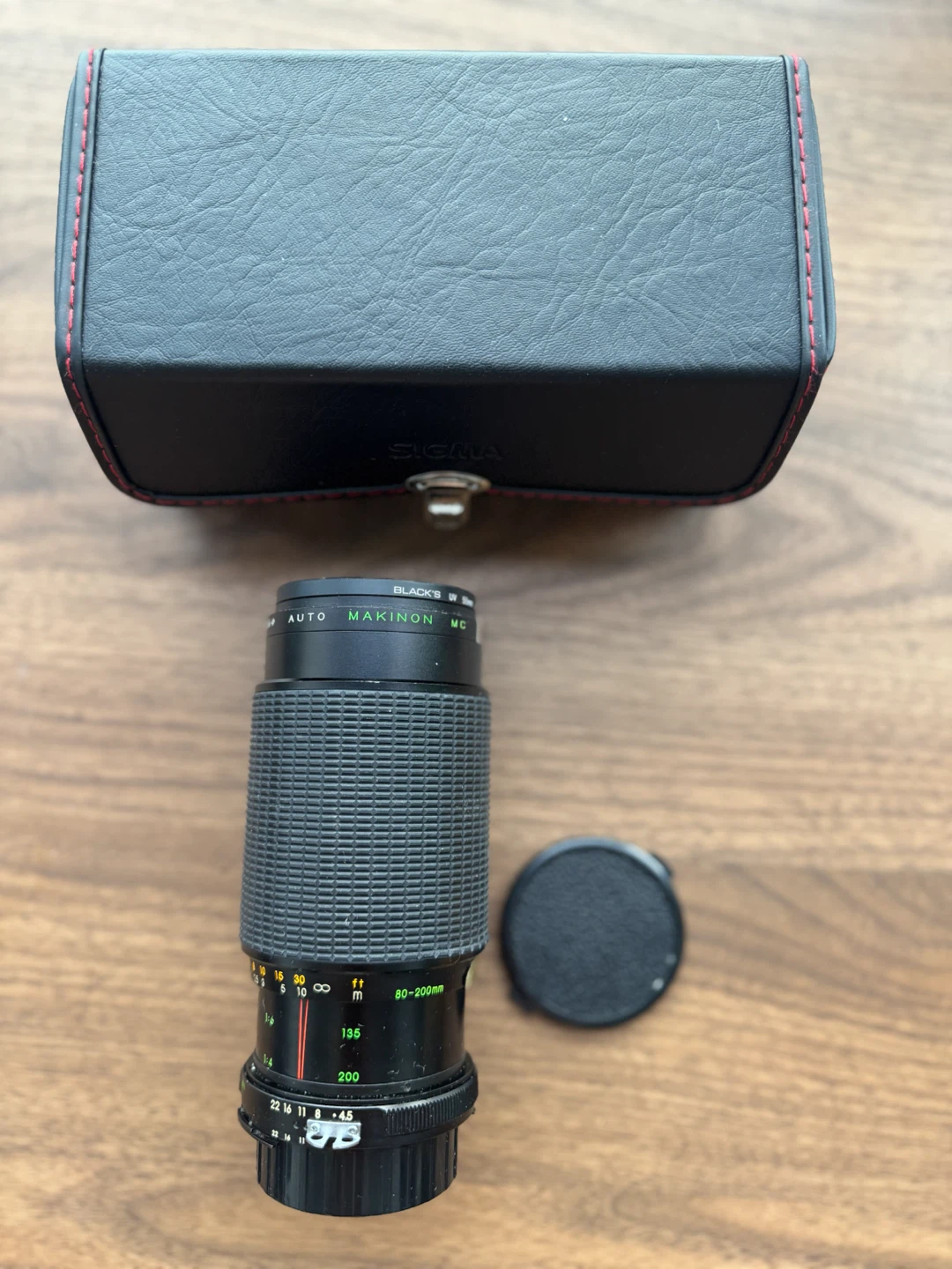 Vintage Makinon MC 80-200mm f/4.5 Zoom Lens + Case
