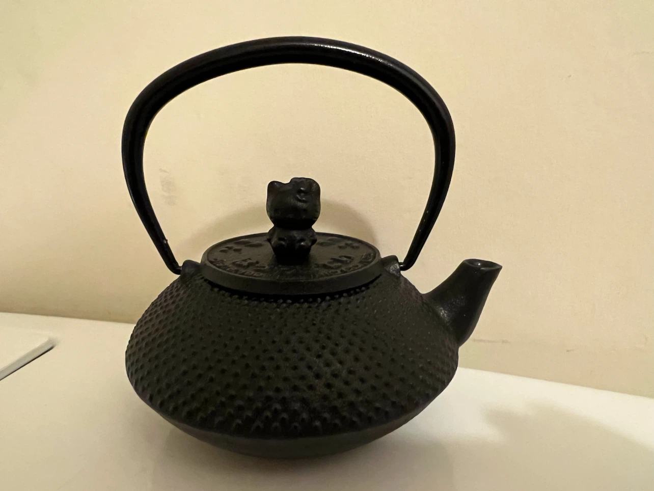 Hello Kitty cast iron teapot