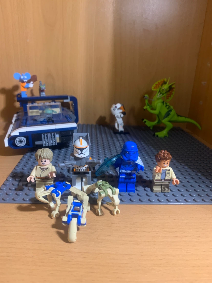 URGENT LEGO STAR WARS RARE MINIFIG LOT