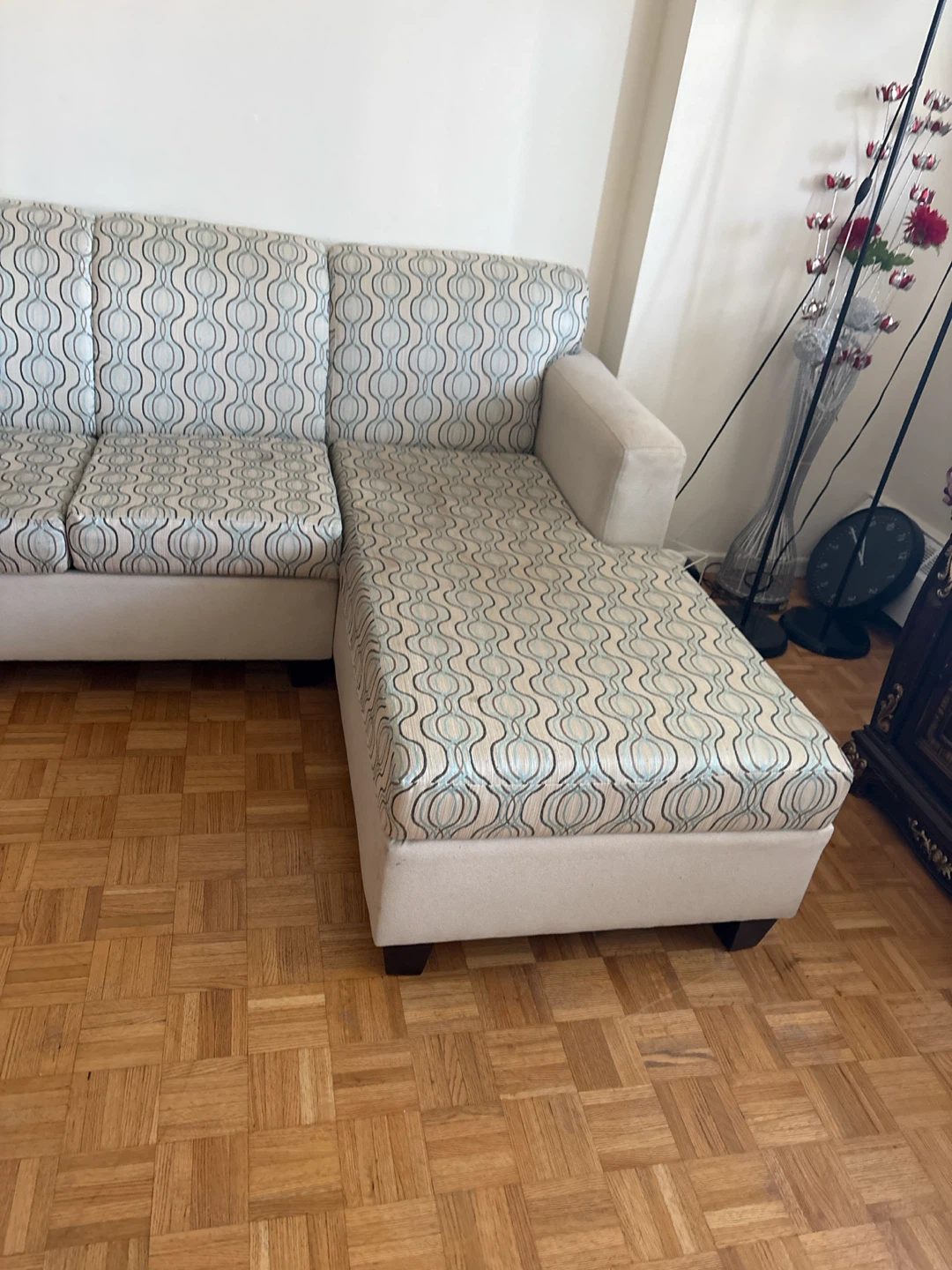 Sectional Sofa with Patterned Cushions - photo 3