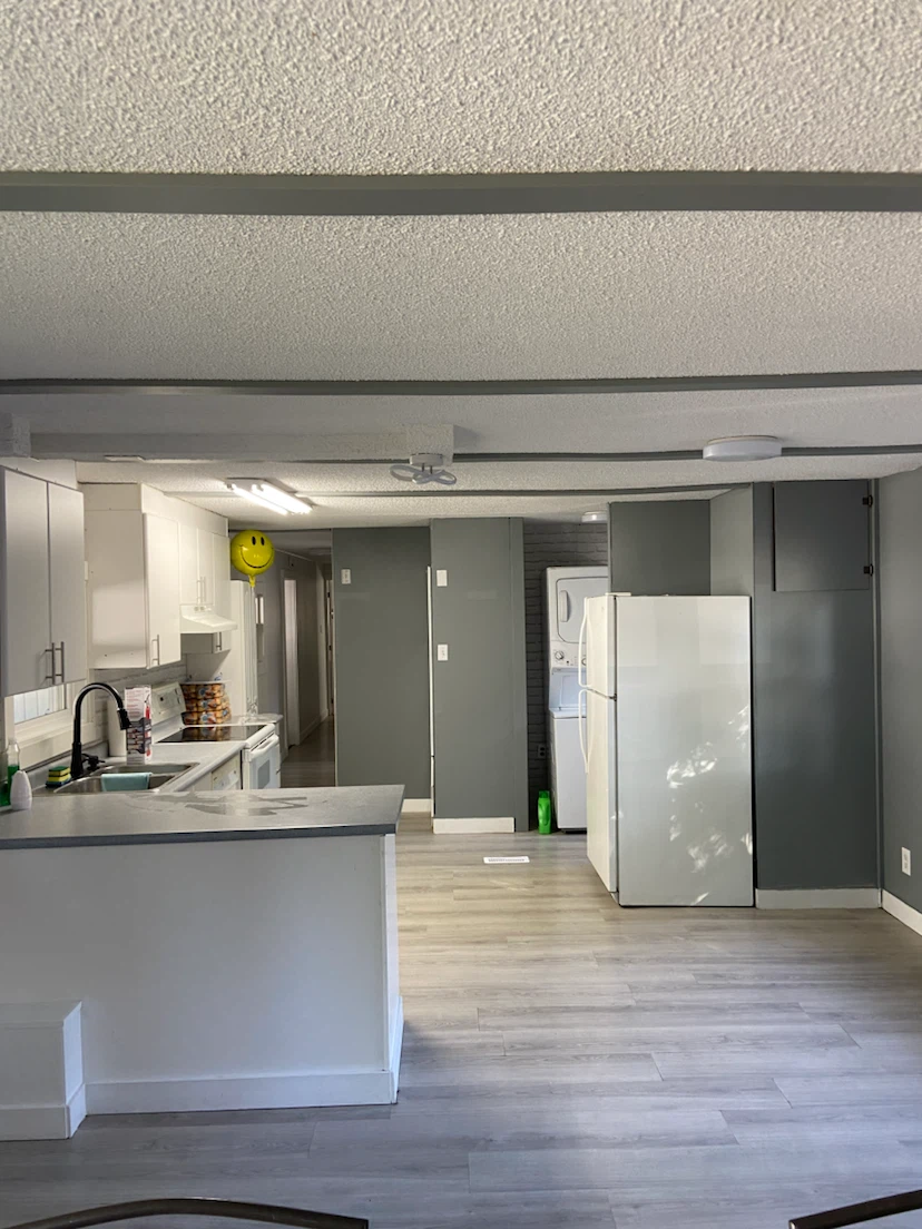 Mobile home with putting green - photo 4