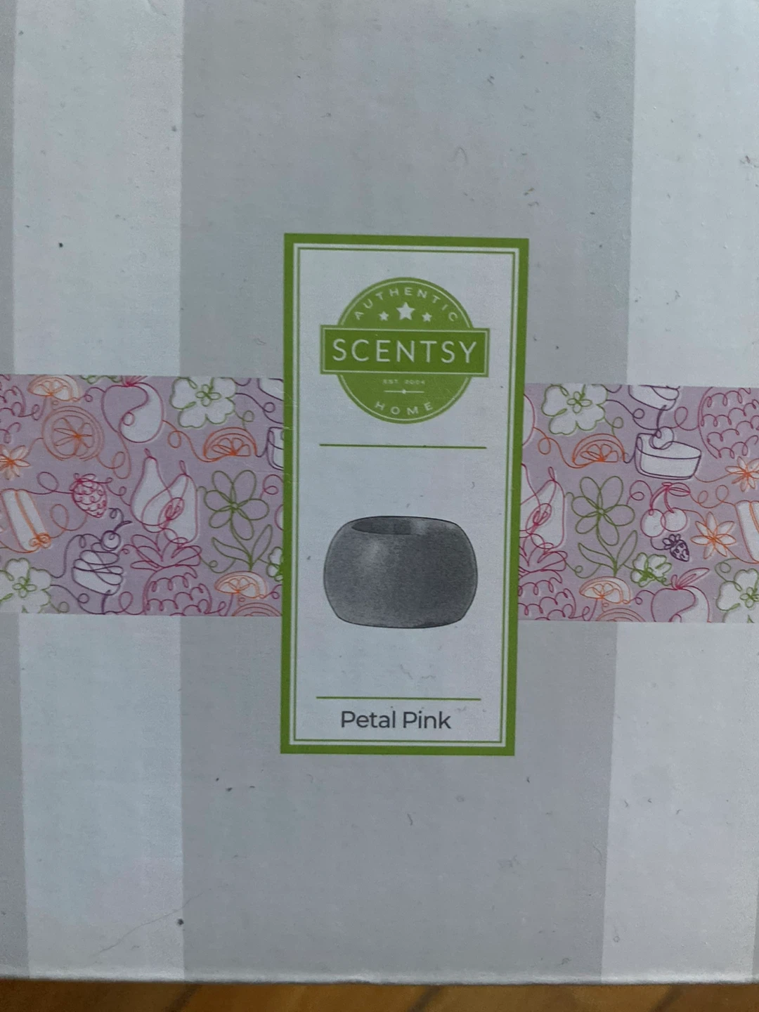 Scentsy Petal Pink Warmer