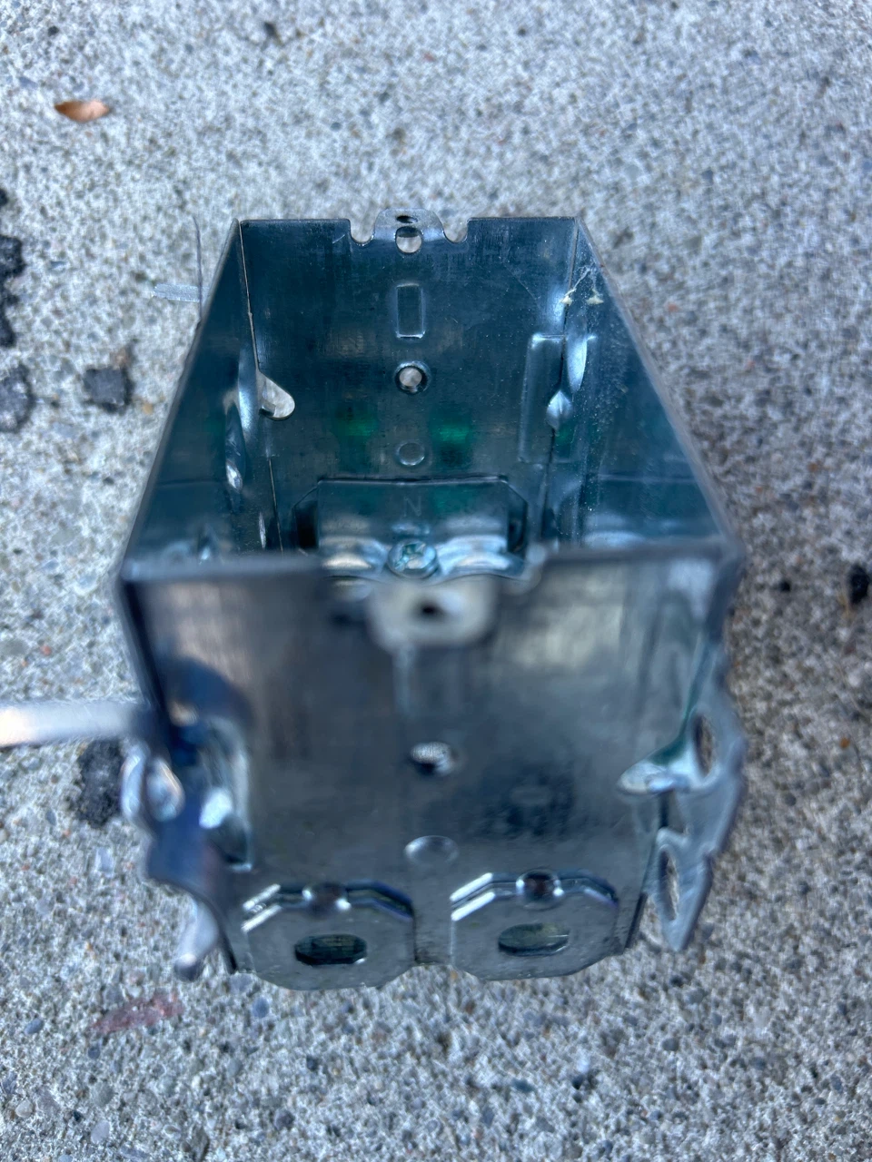 Single Gang Electrical Junction Box - photo 4