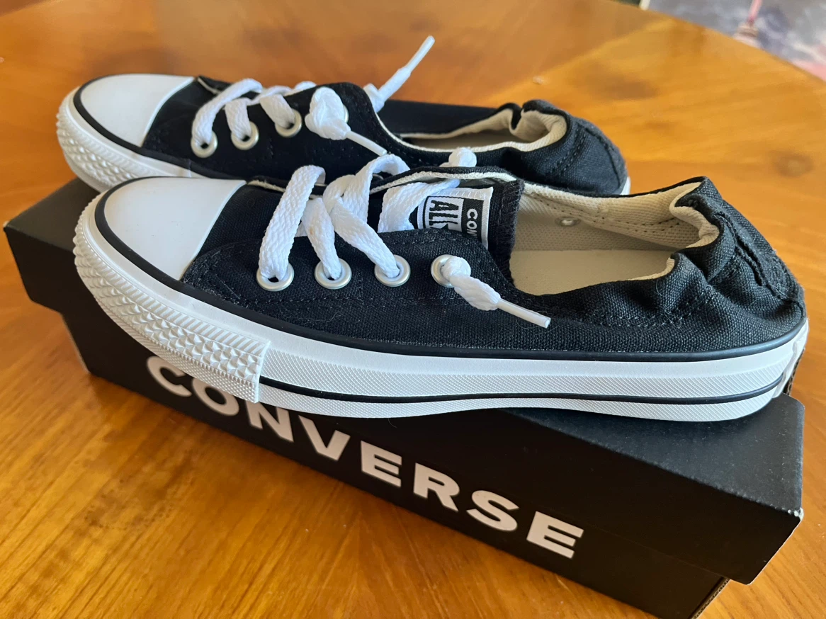 Size 5 Women’s Converse Shoreline (New in box, black) - photo 2